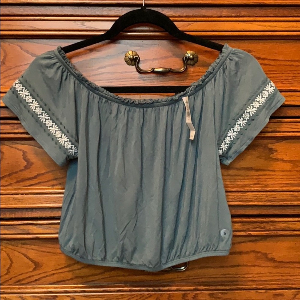 American Eagle Outfitters teal cropped t shirt - Picture 1 of 5